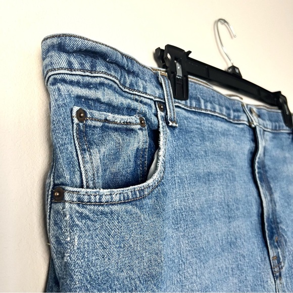 Abercrombie & Fitch 90s Straight Ultra High Rise‎ Denim Medium Wash Size 36/22R - Picture 5 of 8